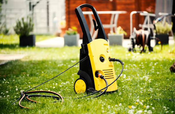 Best Roof Washing  in Dover, OH
